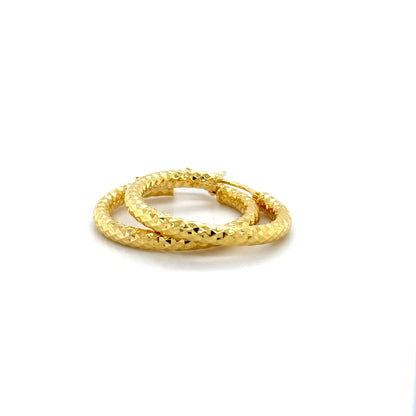 TEXTURE GOLD HOOPS