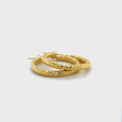 TEXTURE GOLD HOOPS